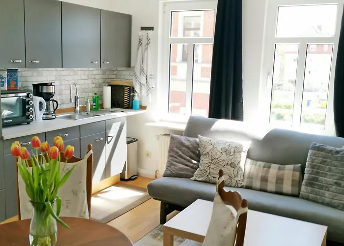 Apartment Musashi 3 *